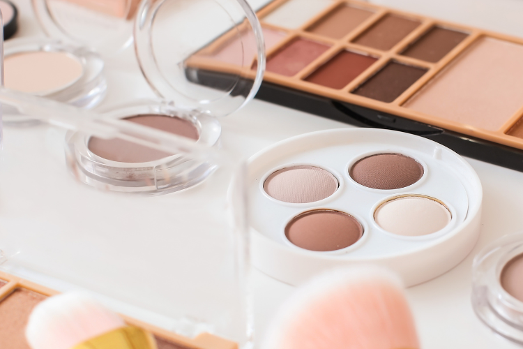 make up artist tips
